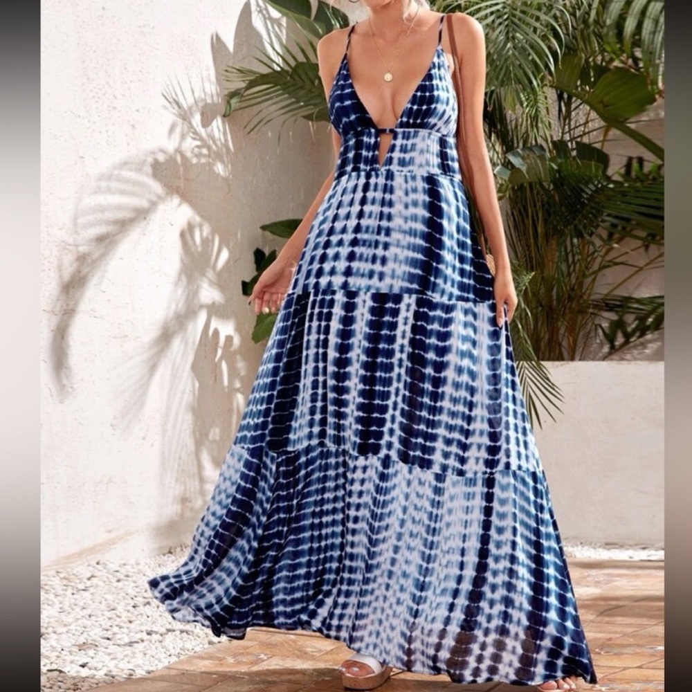 Elegant Navy Tie-Dye Maxi Dress